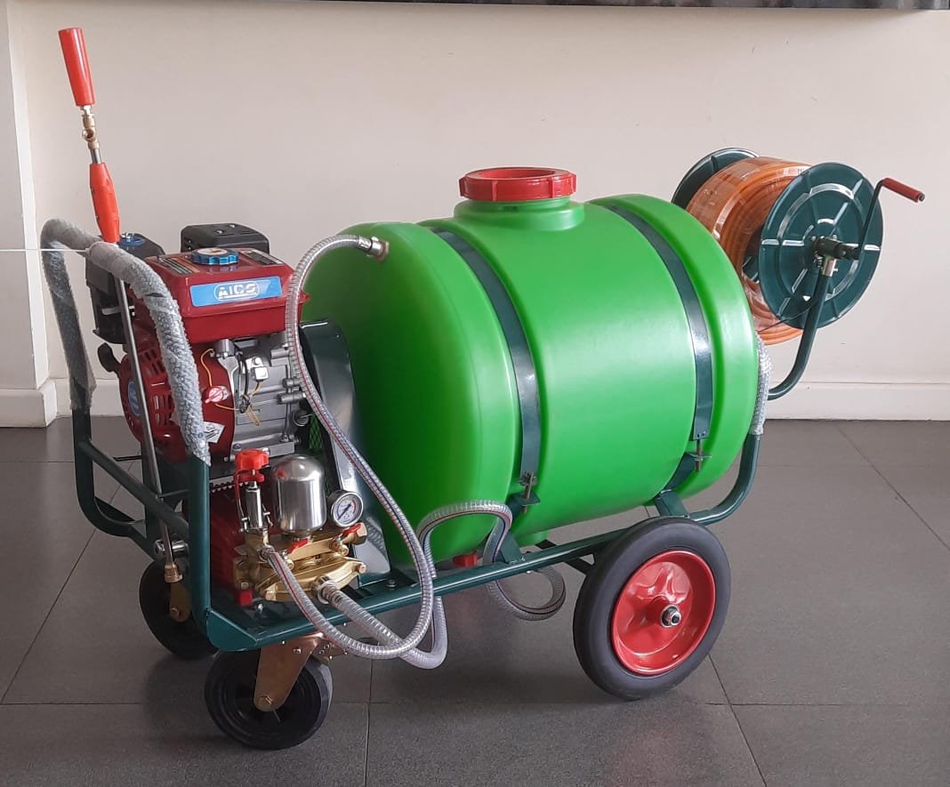 AC1609 Aico Japan Petrol Engine Trolley Sprayer Tank Capacity 160 Litres